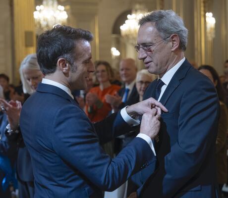 Frank Mathis et Emmanuel Macron (crédits : Mathis - Gouvernement)